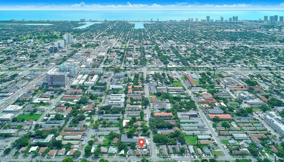 Hollywood is home to more than 60 parks, 7 golf courses, & 7 miles of beaches