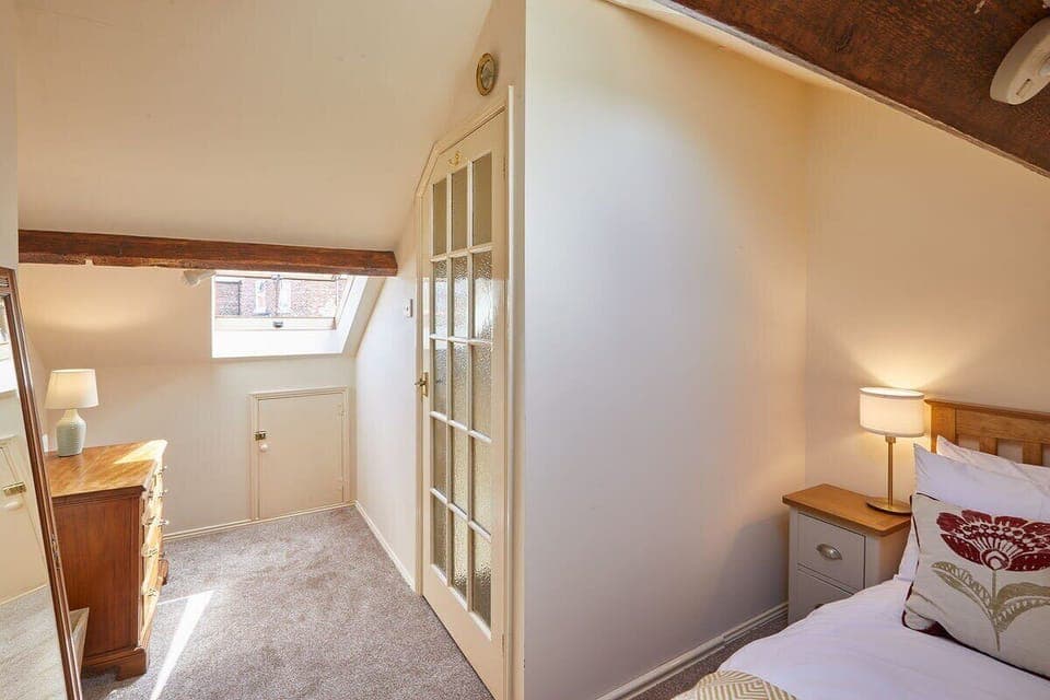 Rosebank Cottage, Saltburn-by-the-Sea - Host & Stay