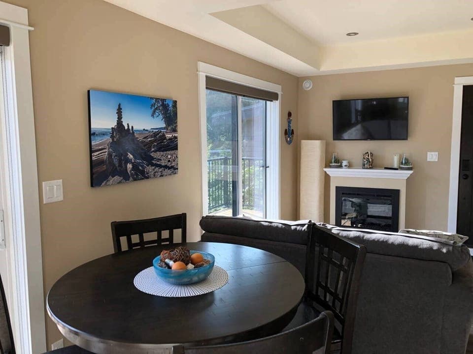 dining and living room - lower suite