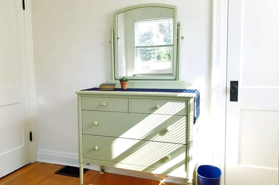 Dresser and closet available so you can fully unpack.
