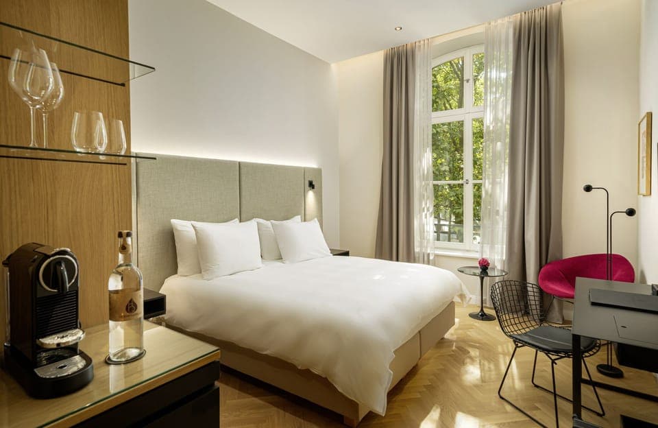 Superior Double Room | Premium bedding, down comforters, pillowtop beds, minibar