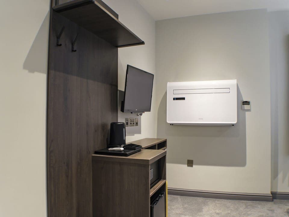 Desk, iron/ironing board, free WiFi, bed sheets