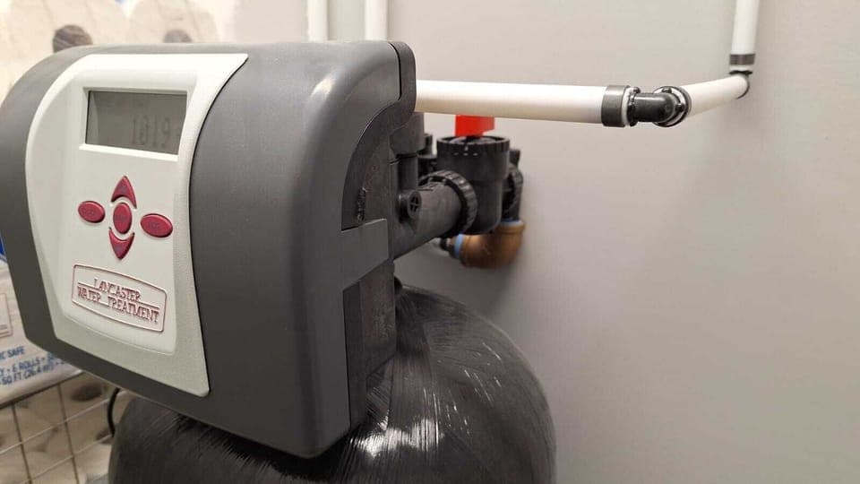 January 2025:Lancaster Water Treatment Diamond Line LX w/ carbon filter