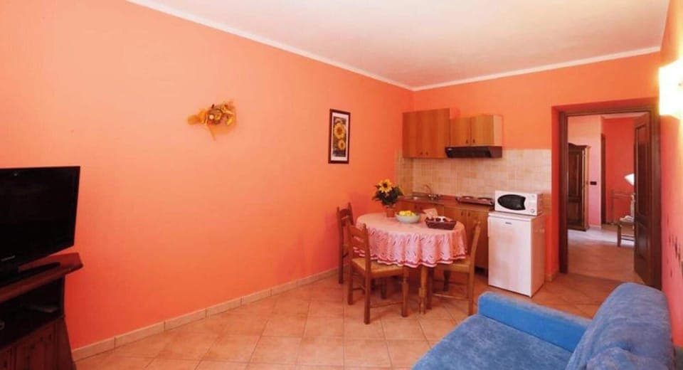 Apartment, 2 Bedrooms, Terrace | Interior