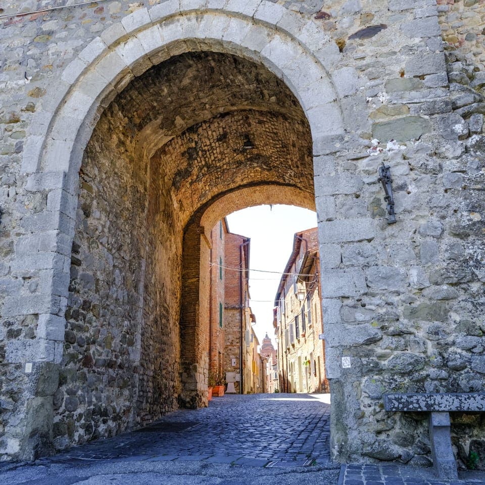 Monteleone d'Orvieto ancient entrance