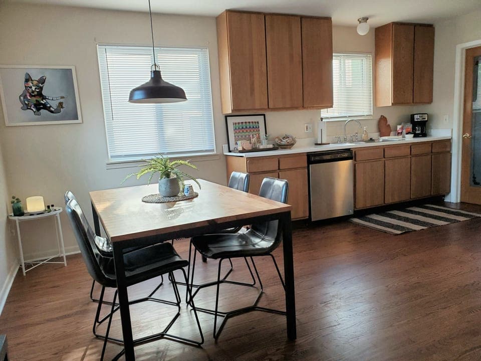 Kitchen stocked for cooking, serving, dining, and a dishwasher for clean-up!