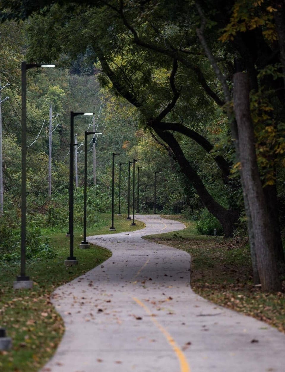 Lake Atlanta is a few minutes drive and connects to downtown Rogers.