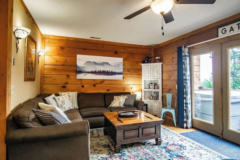 Living room is on the second floor.