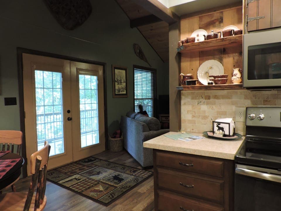 Main entrance to the cabin.