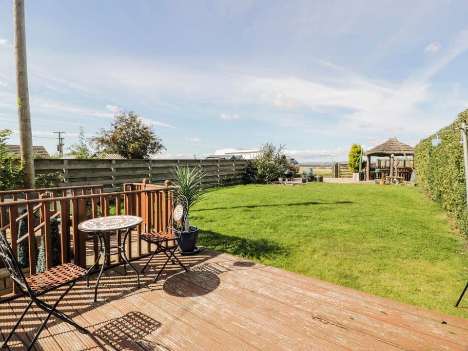 Cottage | Property grounds