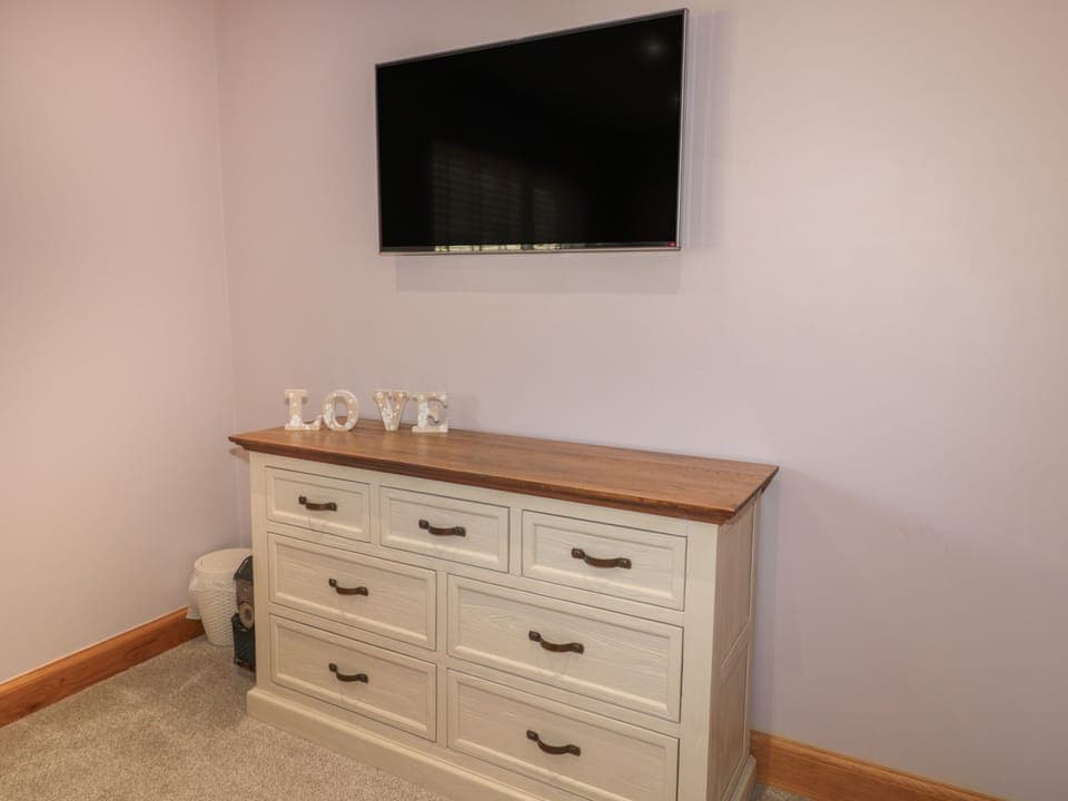 Cottage | 3 bedrooms, individually decorated, individually furnished, free WiFi