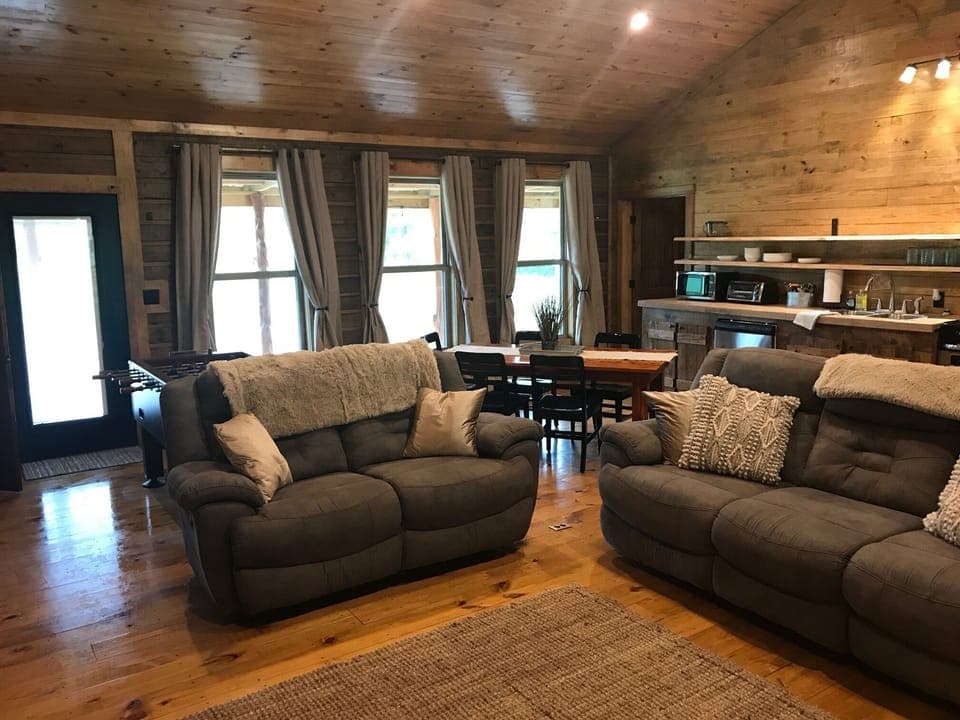 recliners on all ends