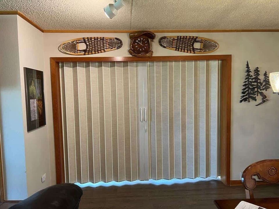 accordion doors for added privacy for alcove