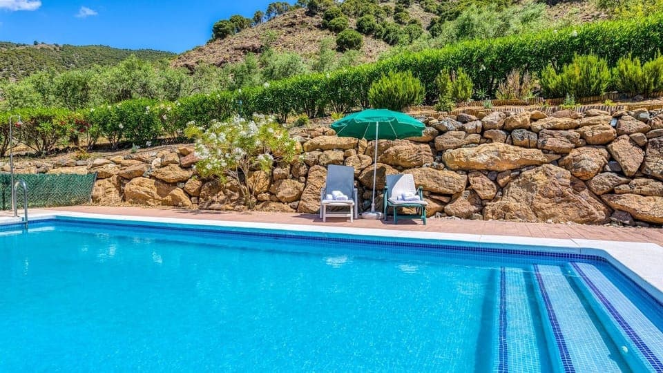 Casa Rural Los Cucos Álora by Ruralidays