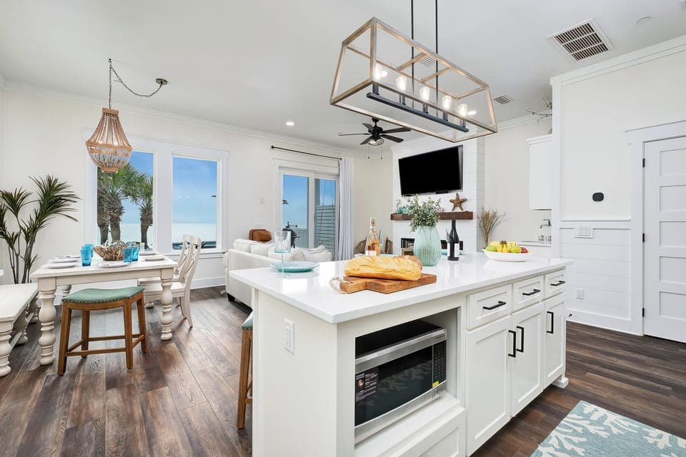 1st Floor Main Living, Dining and Kitchen Area
