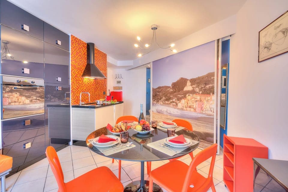 Standard Apartment, Multiple Bedrooms, Sea Facing (XZ- Il Suono del Mare - Sea Front) | Dining