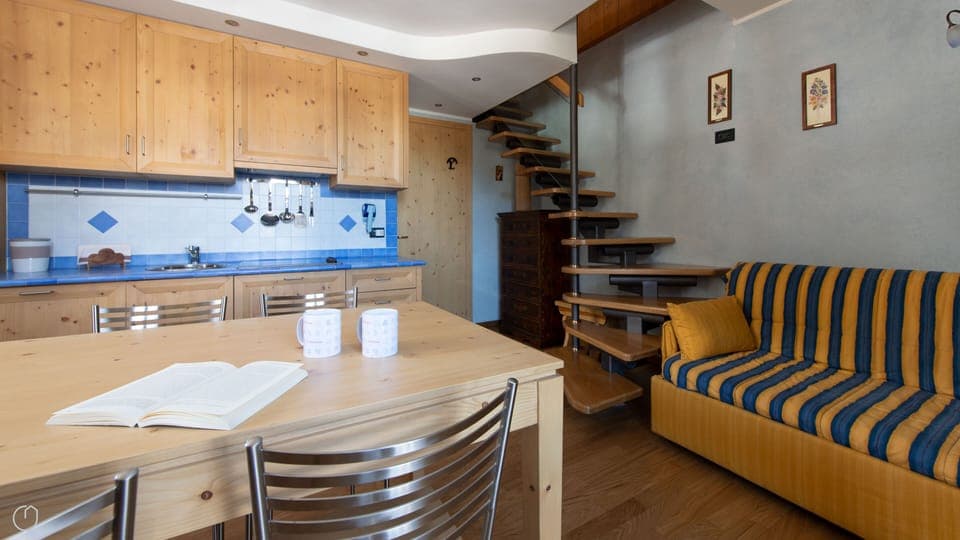 Apartment (1 Bedroom) | Interior