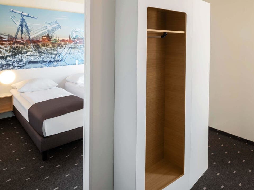 Twin Room | Desk, soundproofing, free WiFi, bed sheets