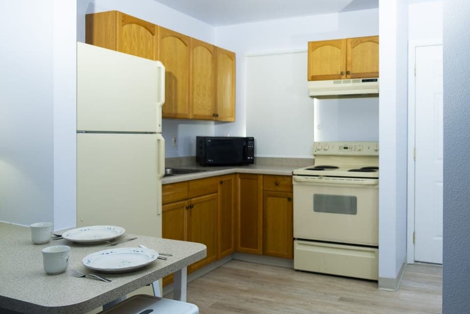 Microwave, oven, coffee/tea maker, toaster