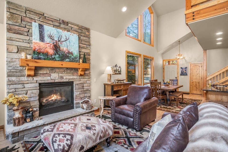 Townhome, 3 Bedrooms | Living area