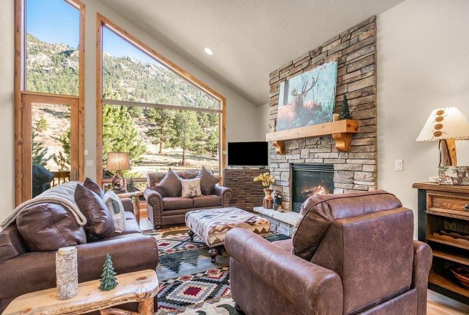 Townhome, 3 Bedrooms | Living area