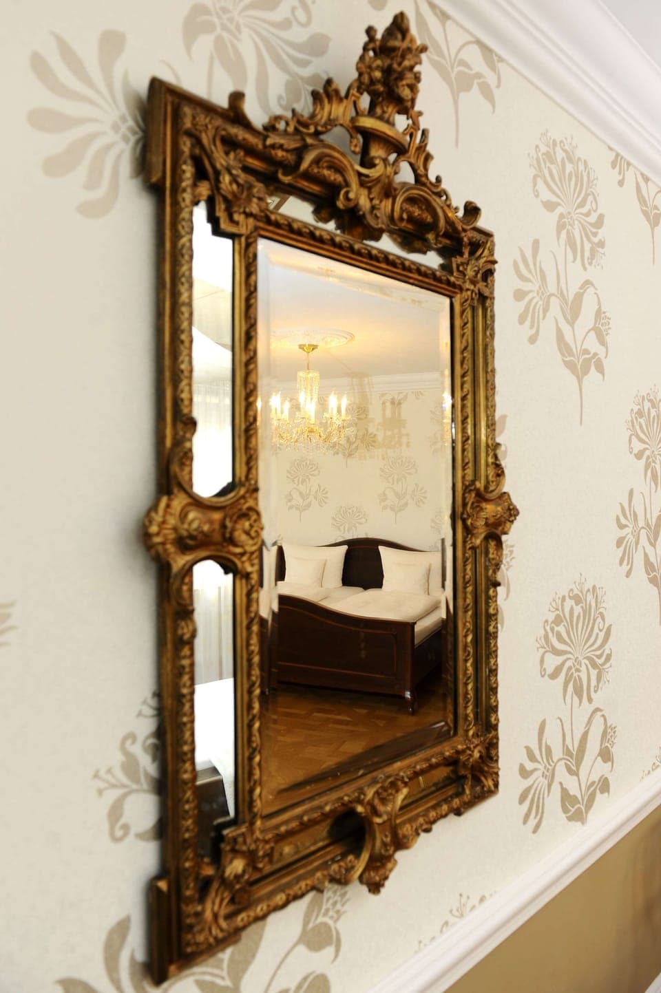 Junior Suite | Hypo-allergenic bedding, minibar, in-room safe, individually decorated