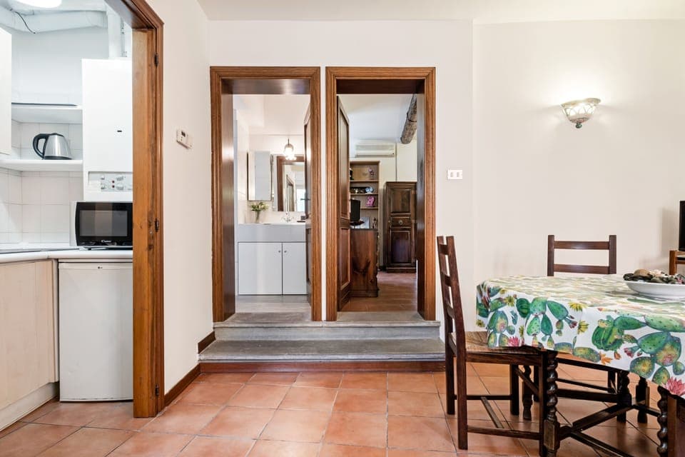 Apartment, 1 Bedroom | In-room dining