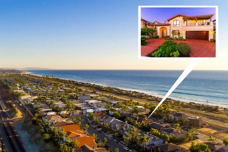 Casa Surfside is a 5 minute walk to North Ponto Beach; a favorite for locals and surfers alike