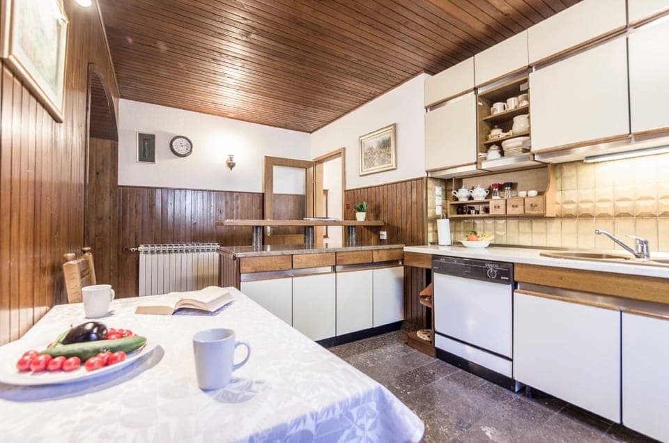 House (Three Bedroom Home with Terrace) | Dining room