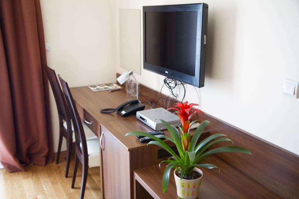 Triple Room, Balcony | Room amenity