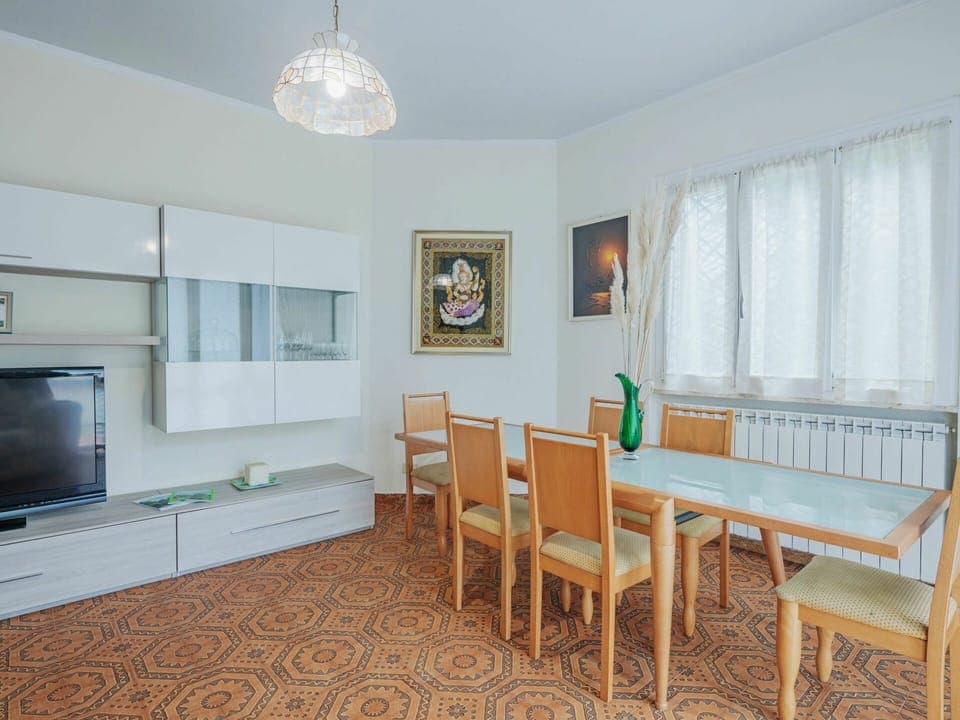 Table, Furniture, Property, Chair, Couch, Cabinetry, Picture Frame, Building, Azure, Wood