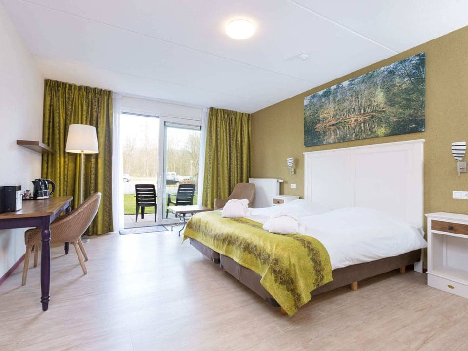 Apartment | 1 bedroom, bed sheets