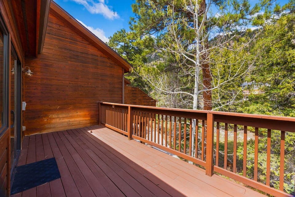 Deck Entry