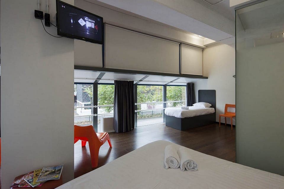 Quadruple Room | Iron/ironing board, free WiFi, bed sheets