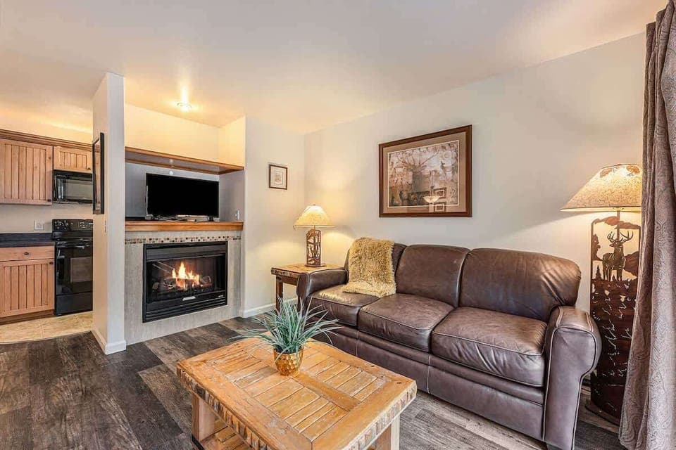 Gas fireplace