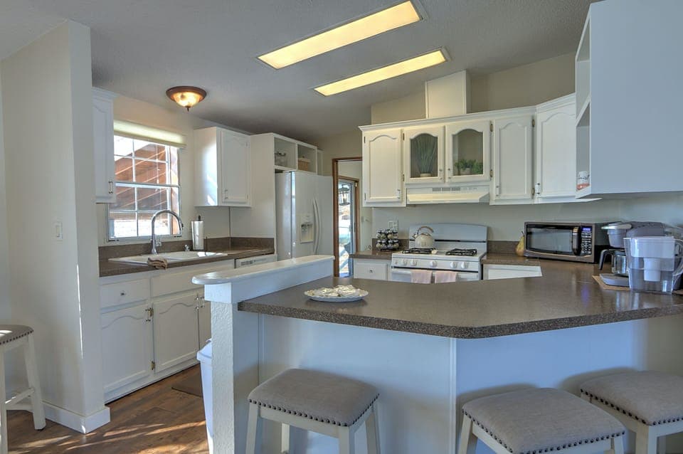 Well Equipped Kitchen~just bring the food.  Coffee bar w/ Keurig Pods & grounds.