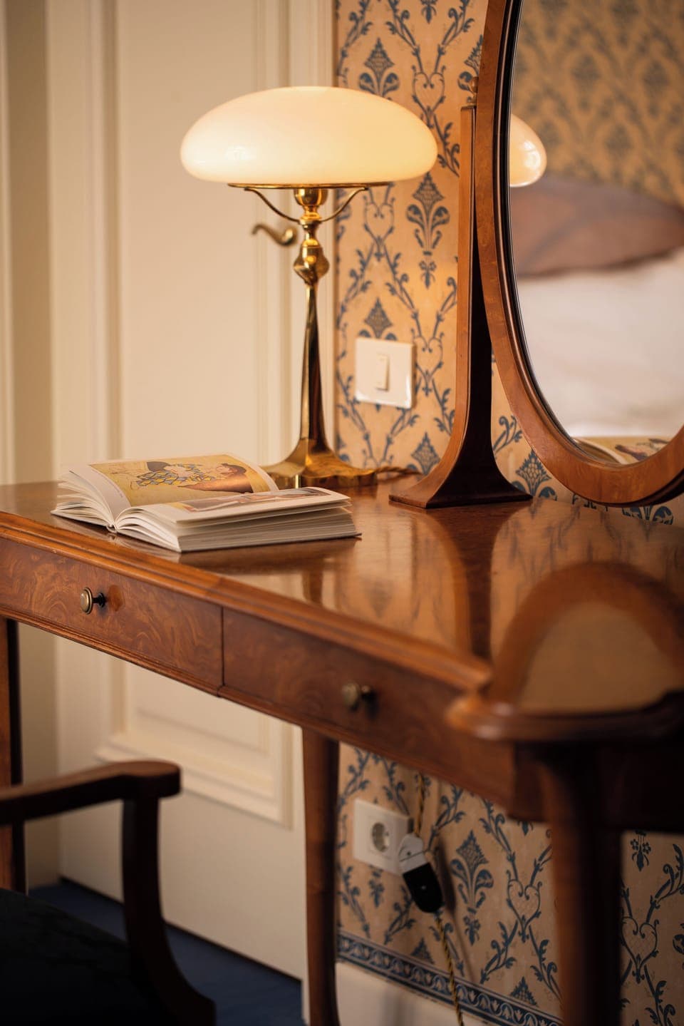 Suite | Down comforters, minibar, in-room safe, desk