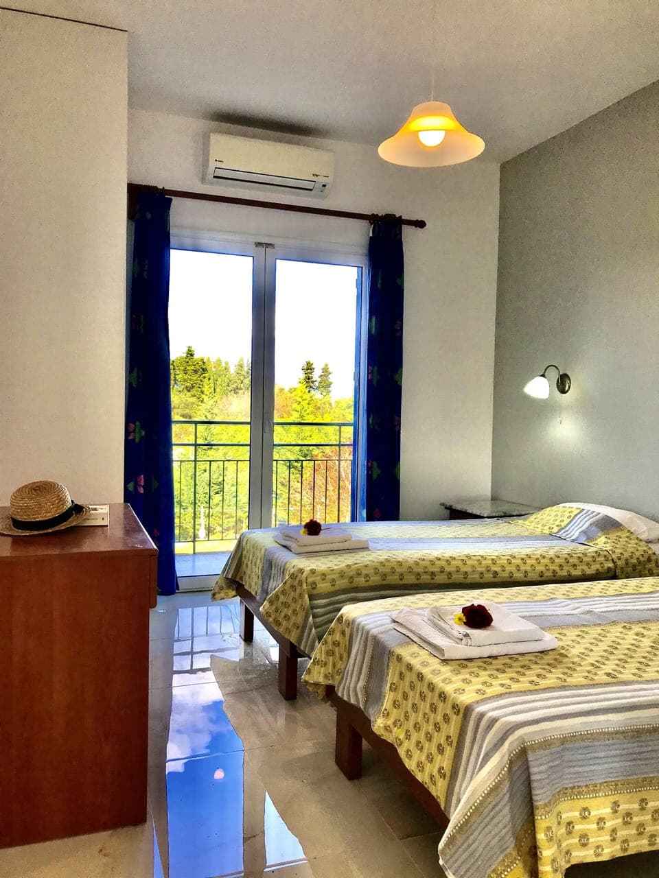 Room, 2 Bedrooms, Terrace, Garden View | 2 bedrooms, bed sheets
