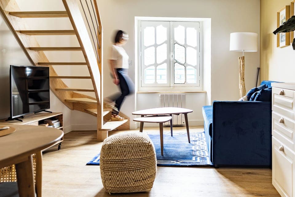 Apartment of the Sword | Living area | 19-inch flat-screen TV with digital channels, TV