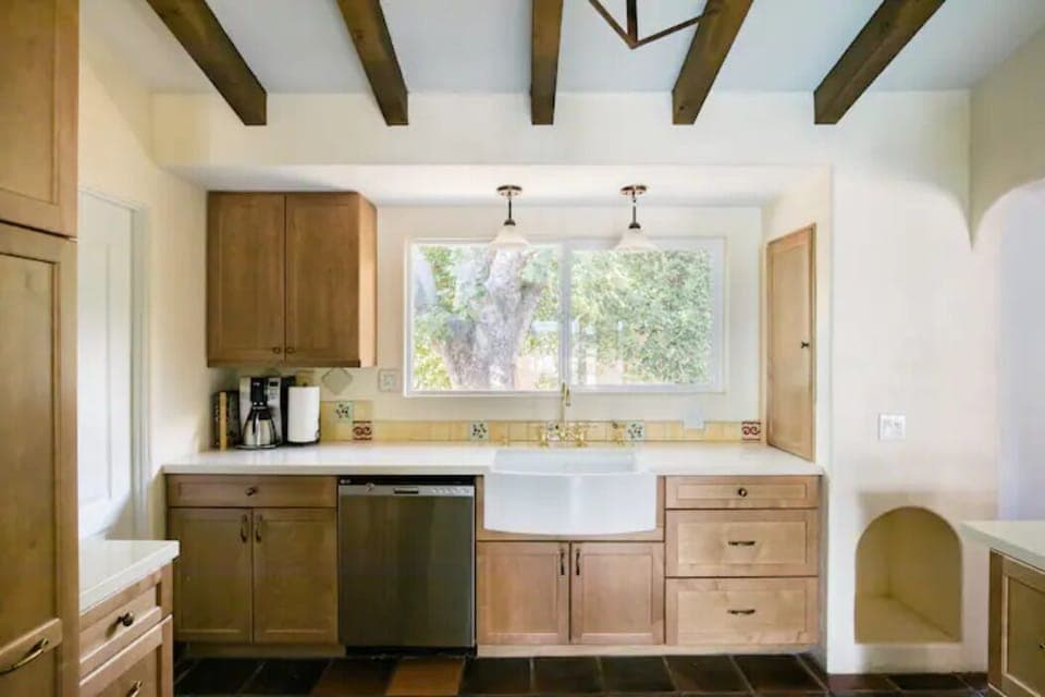 Plenty of light in this entertainers kitchen.