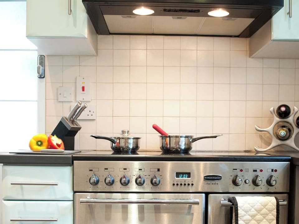 Kitchen | Tintern Abbey Cottage, Tintern