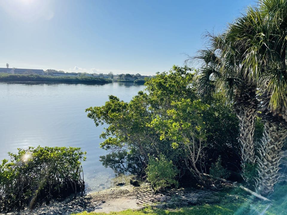 Kayak boat launch