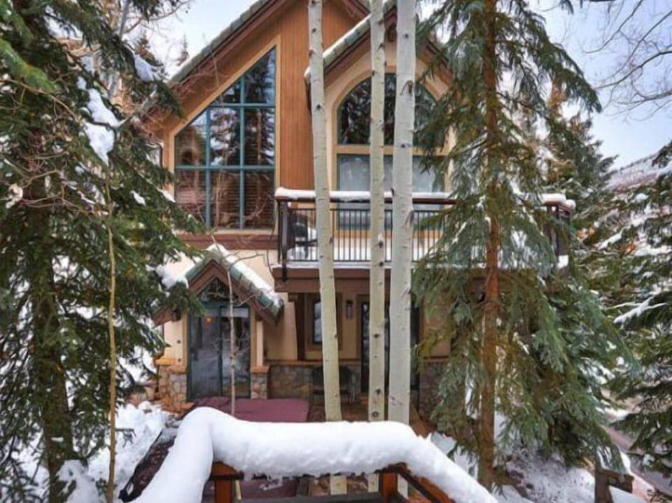 House (Beaver_Creek_Pines_3Bedroom_Den) | Exterior