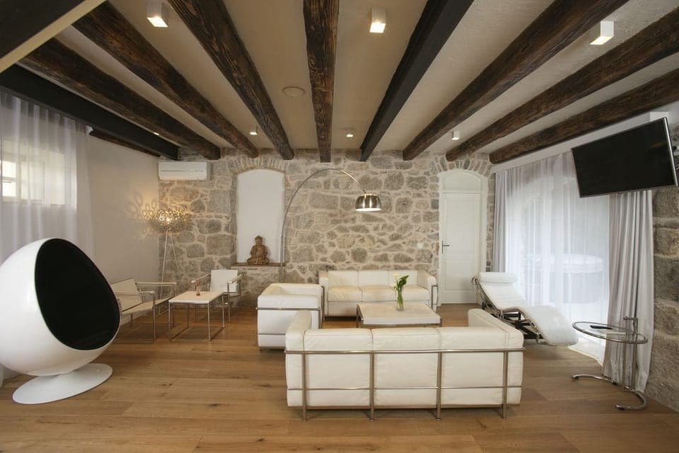 Deluxe Villa, 3 Bedrooms, Terrace (Jacuzzi ) | Living room | 60-inch LCD TV with satellite channels, TV