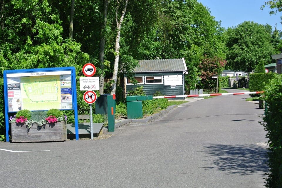 House | Miscellaneous