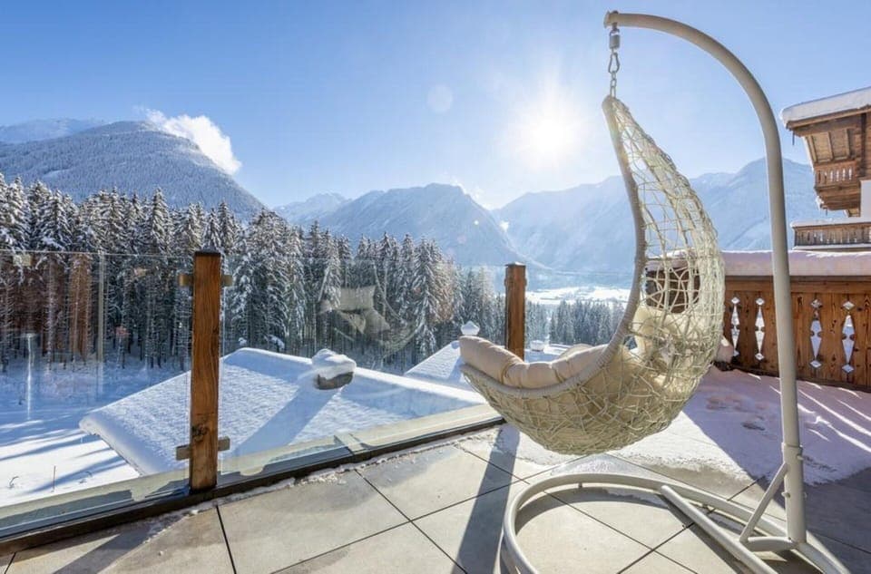 Chalet | Property grounds