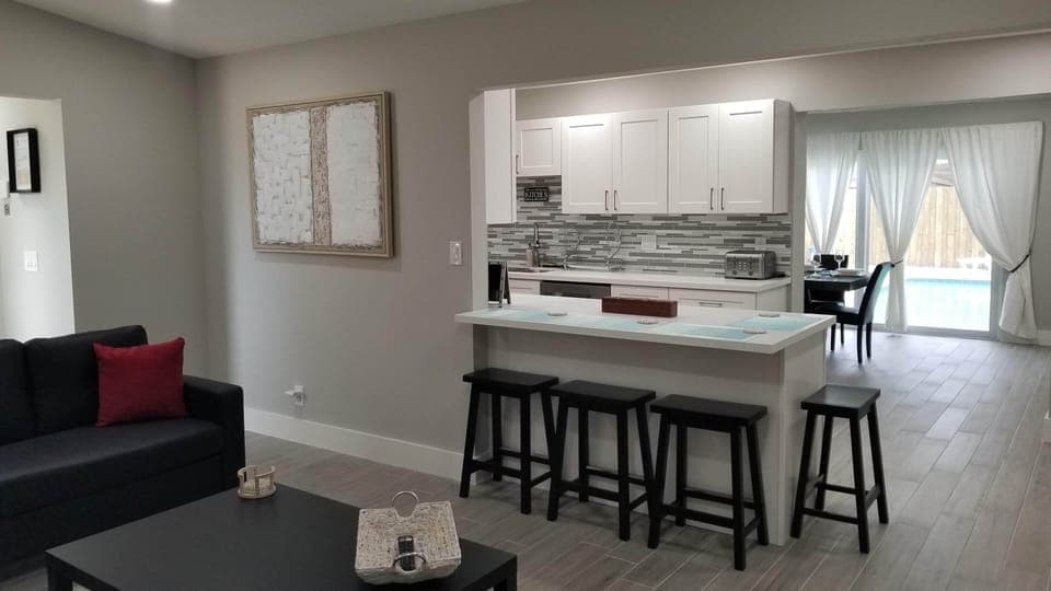 Living-Room 2 - Open View