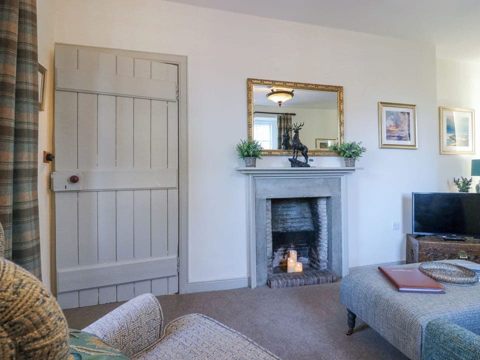 Cottage | Living area