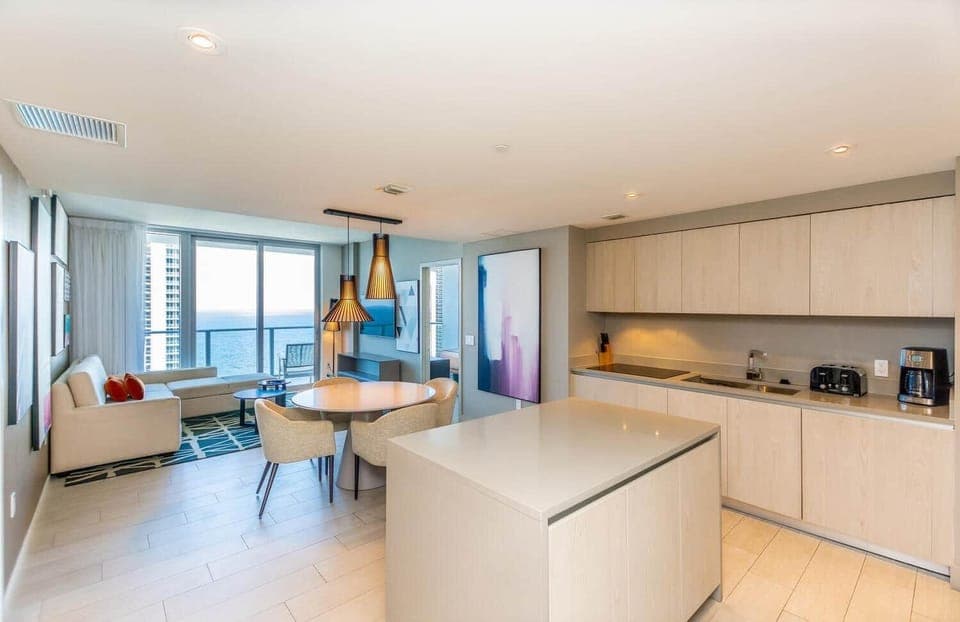 4010 S Ocean Dr Unit 3505-large-005-003-DSC 5502-1500x972-72dpi