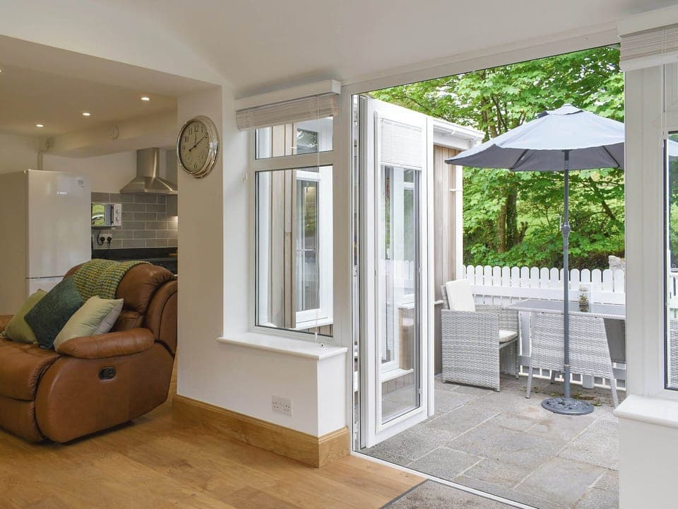 Open plan living space | Tan Yr Ardd Bach, Rhostryfan, near Caernarfon